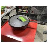 #10 CAST IRON DUTCH OVEN W COOK TOP LID