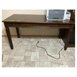 COMPUTER DESK