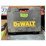 DEWALT 18V DRILL W BATTERY + CHARGER