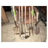 SHOVEL, FORK, PICK, HOES, LOTX6
