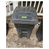 64 GAL ROLLING TOTER TRASH CAN W LID