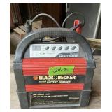 BLACK/DECKER BATTERY CHARGER
