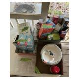 PLASTICWARE, BAGS, PAPER PLATES X5