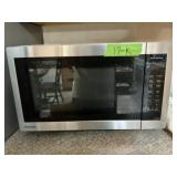 PANASONIC 1100W MICROWAVE STAINLESS
