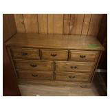 CHEST OF DRAWERS 31' H X 51' W X 17'D