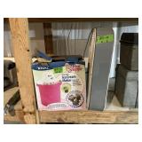ICE CREAM MAKER + FAN LOT OF 2