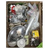 METAL COOKIE CUTTERS, COOKIE SHOOTER