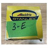 ALADDINï¿½S STANLEY THERMOS GREEN QUART WITH CUP