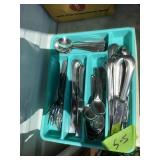 STAINLESS STEEL FLATWARE IN TRAY
