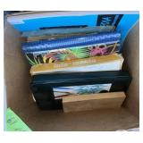 DRAWING SUPPLIES, COLORED PENCILS, PASTELS, PAPER