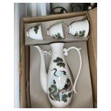 CHINESE PORCELAIN TEA SET