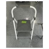 COSCO STEP STOOL