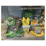 MULCH, WEED+FEED LAWN FERTILIZER