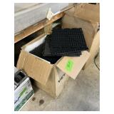 VEVOR-PLASTIC SNAP TOGETHER FLAP, BOX FULL