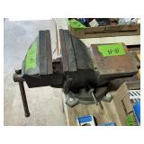 VULCAN 6" BENCH VISE