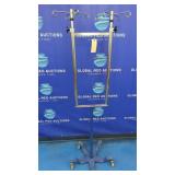 Dual pole IV stand