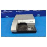 BioTek ELx800 Absorbance Microplate Reader