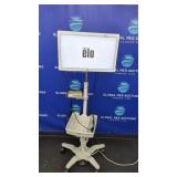 Elo LCD Monitor On GCX Stand w/ MEDICAPTURE MVR