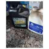 Two 1-Gallon Containers of Bar and Chain Oil