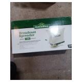 GroundWork Broadcast Spreader, 1-Gallon Capacity