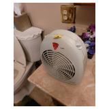 White Plastic Electric Space Heater