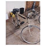 Mongoose Road Bike With Accessories