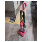 Dirt Devil Easy Lite Cyclonic Vacuum