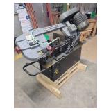 Metal-Cutting Horizontal Bandsaw