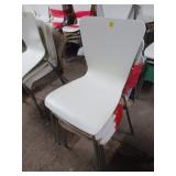 4x bid White Plastic Chairs With Metal Legs