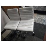 2x bid White Rolling Office Chairs