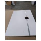 Router Table with Metal Track Features