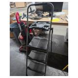 Four-Step Folding Utility Ladder