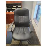Black Office Chair With Armrests