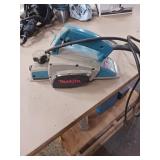 Makita N1900B Power Planer