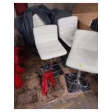 5 TIMES BID 5 Bar Stools with Chrome Base