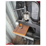 Industrial Tabletop Band Saw Machine