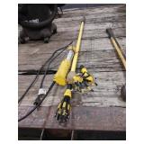 WORK LIGHT AND BALB CHANGER