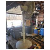 Lasko Oscillating Pedestal Fan