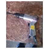 Central Pneumatic Air Chisel
