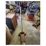 Heavy-Duty Hydraulic Floor Jack