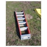 Peligro Fiberglass 6ft Step Ladder