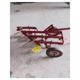 Tru-Scale Red 4 bottomPlow