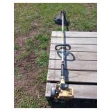 John Deere 21S Trimmer
