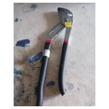 Adjustable Slip Joint Plier Tool