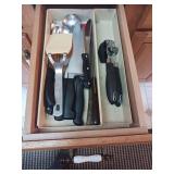 Drawer Contents: Kitchen Utensils