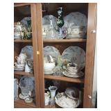 Contents of Shelving in Cabinet