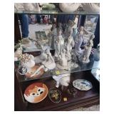 4th Shelf Contents: Figurines & Plates
