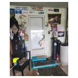 Decorative Wall and Chair Lot