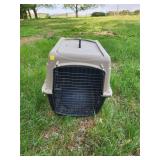 Plastic Pet Carrier with Wire Door