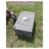 Plastic Fuel Tank with Cap, 14'x17'x25'